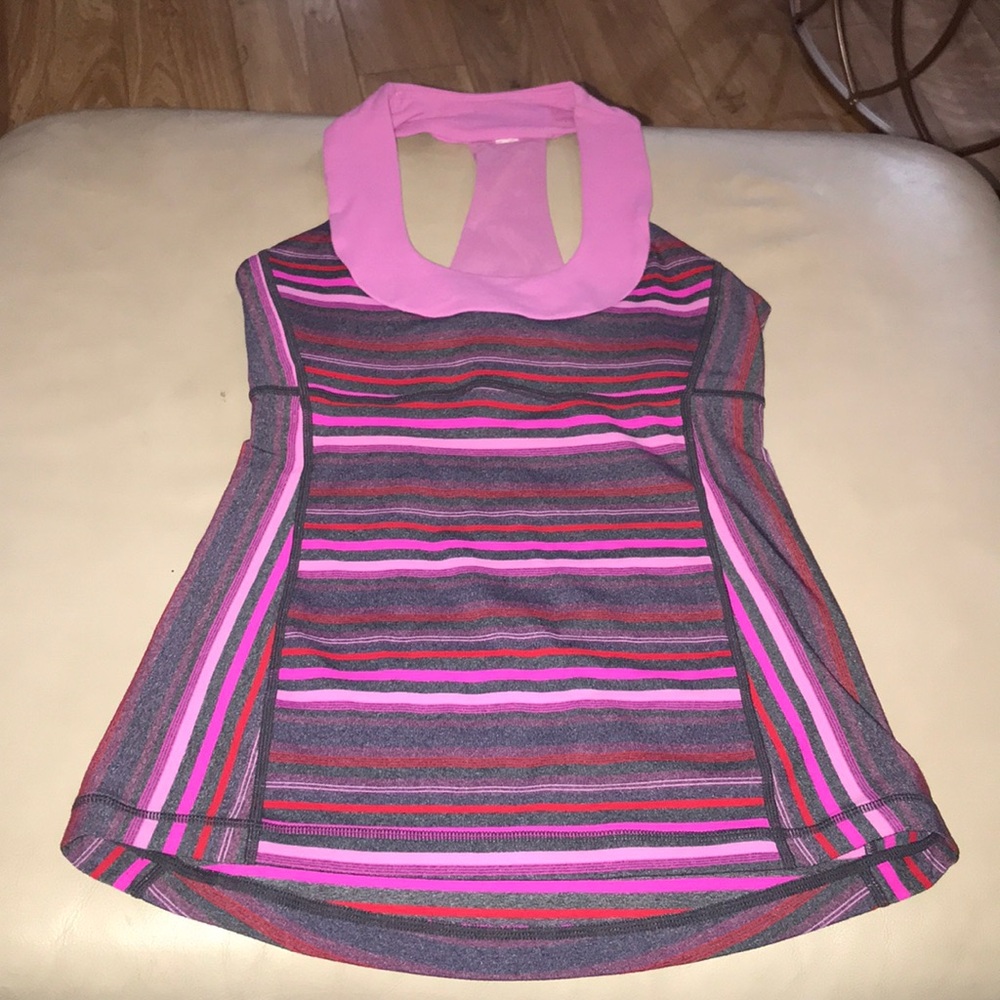Lululemon tank size 4